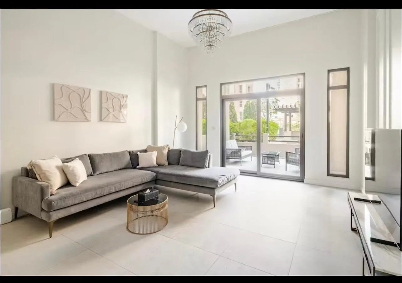 Terrace Apartment Madinat Jumeirah Living Dubai United Arab Emirates